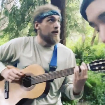 Outdoor guitar session